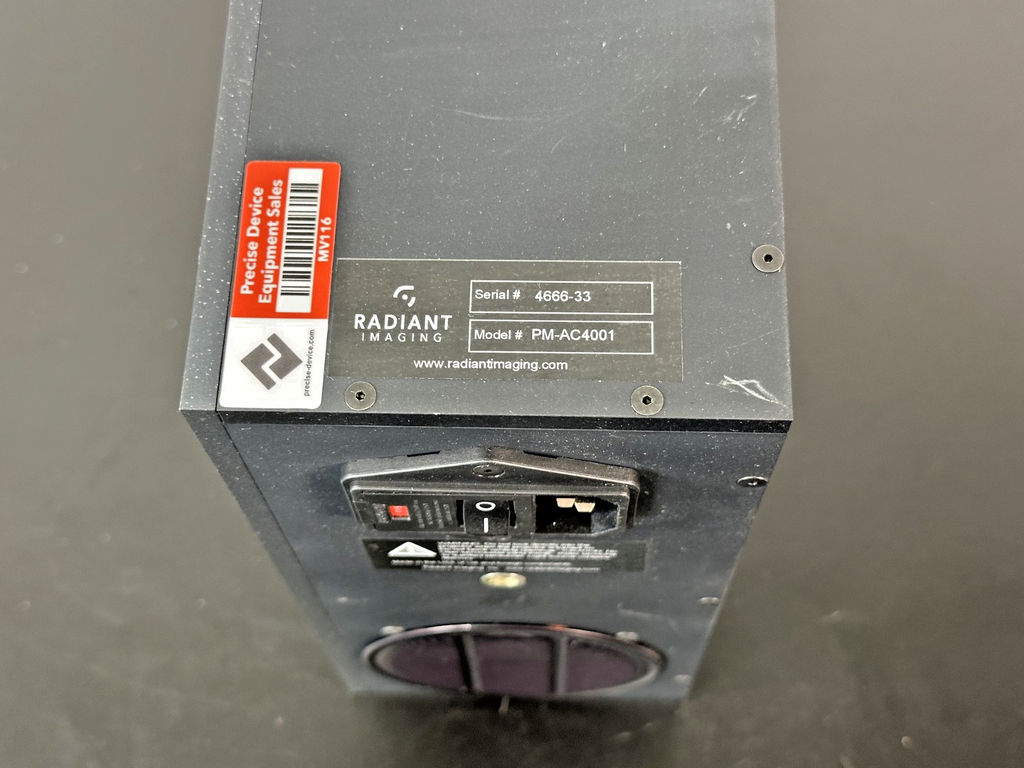 Radiant Imaging PM AC4001 Metal Halide Illuminance Calibration Lamp Working4
