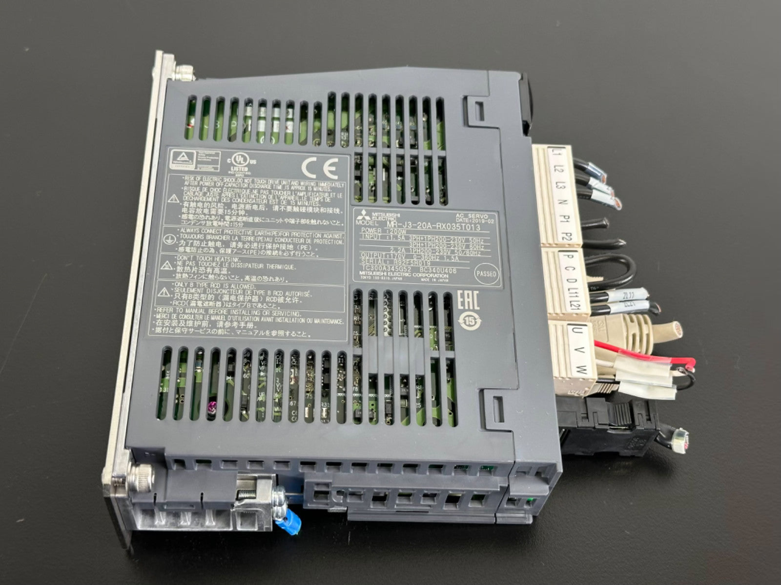 Mitsubishi MR J3 20A RX035T013 AC Servo Drive 200W Amplifier0
