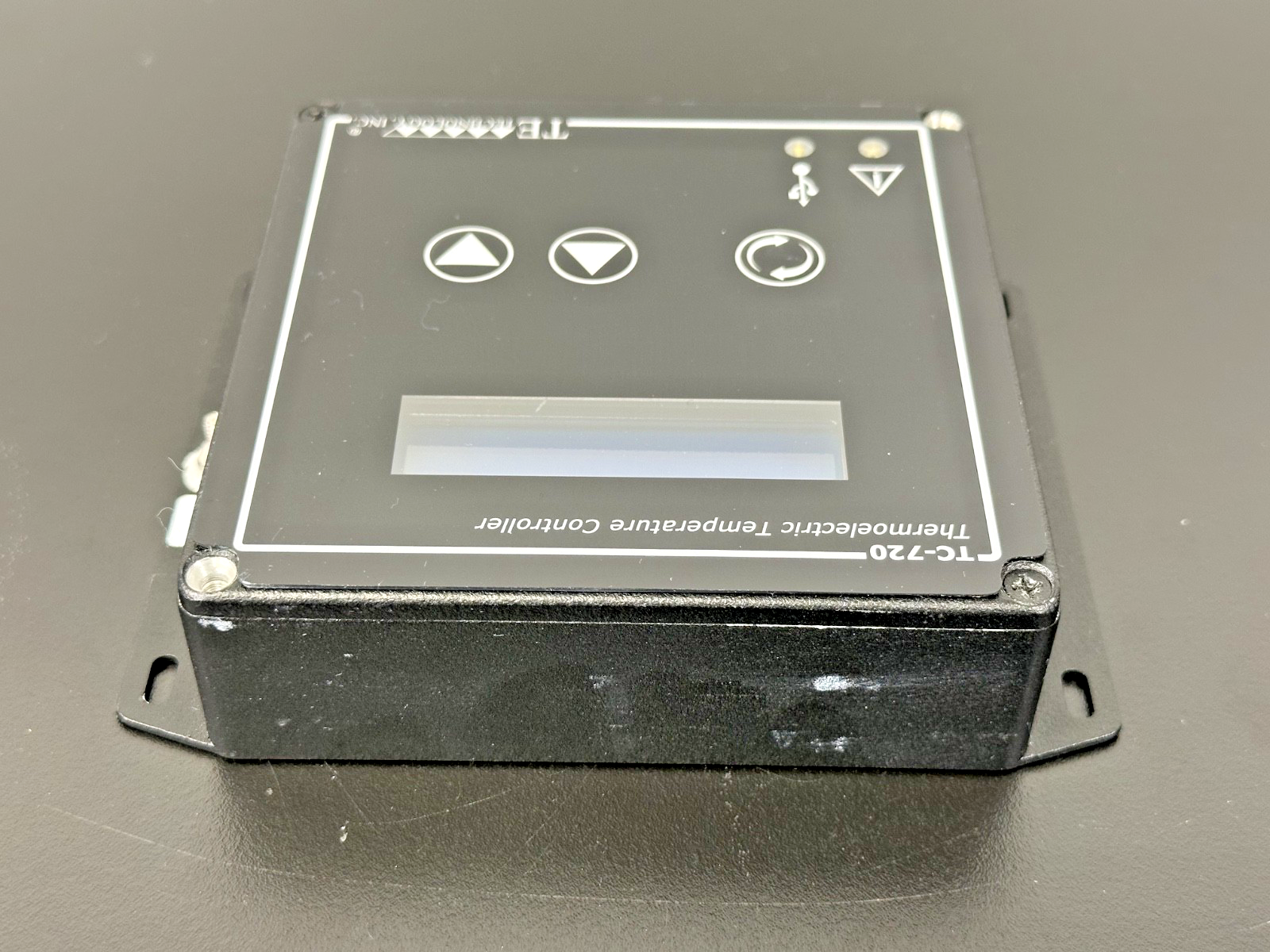 TE Technology TC 720 Thermoelectric Temperature Controller 12 36VDC 20A1