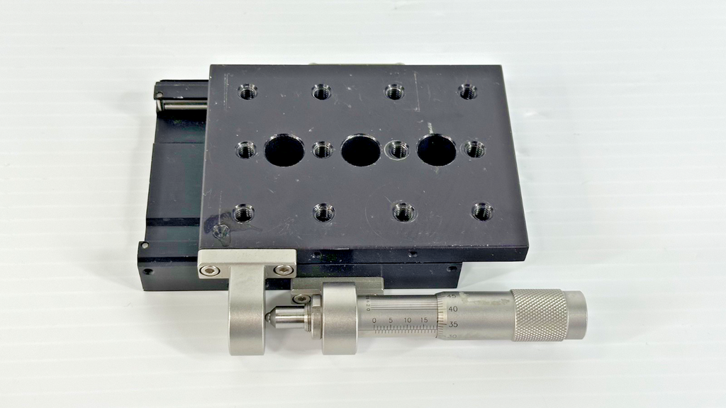 Newport M 433 Linear Translation Stage w/ SM 25 Vernier Micrometer2