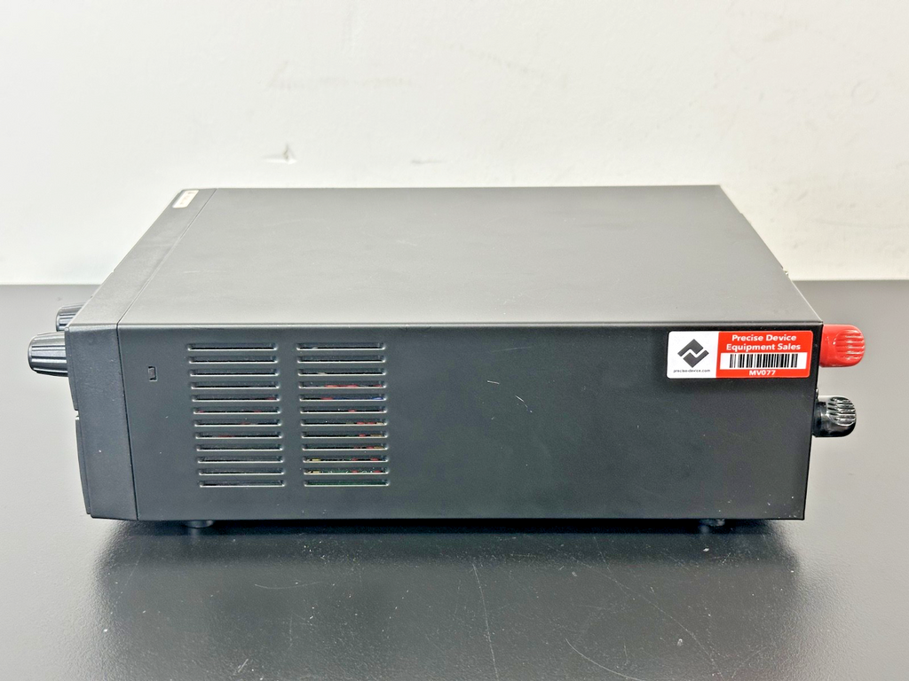 B&K Precision 1901B 1 32V 30A Switching DC Power Supply Powers On3