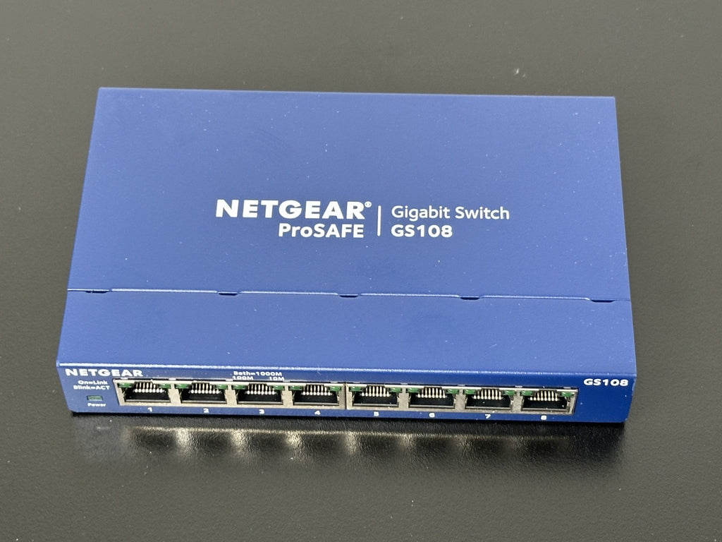 NETGEAR ProSAFE GS108 8 Port Gigabit Ethernet Switch Unmanaged0