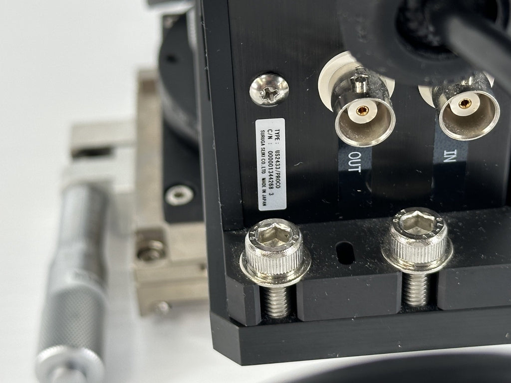 Suruga Seiki US2433 Optical Beam Position Tilt Measurement System w/ Stage9
