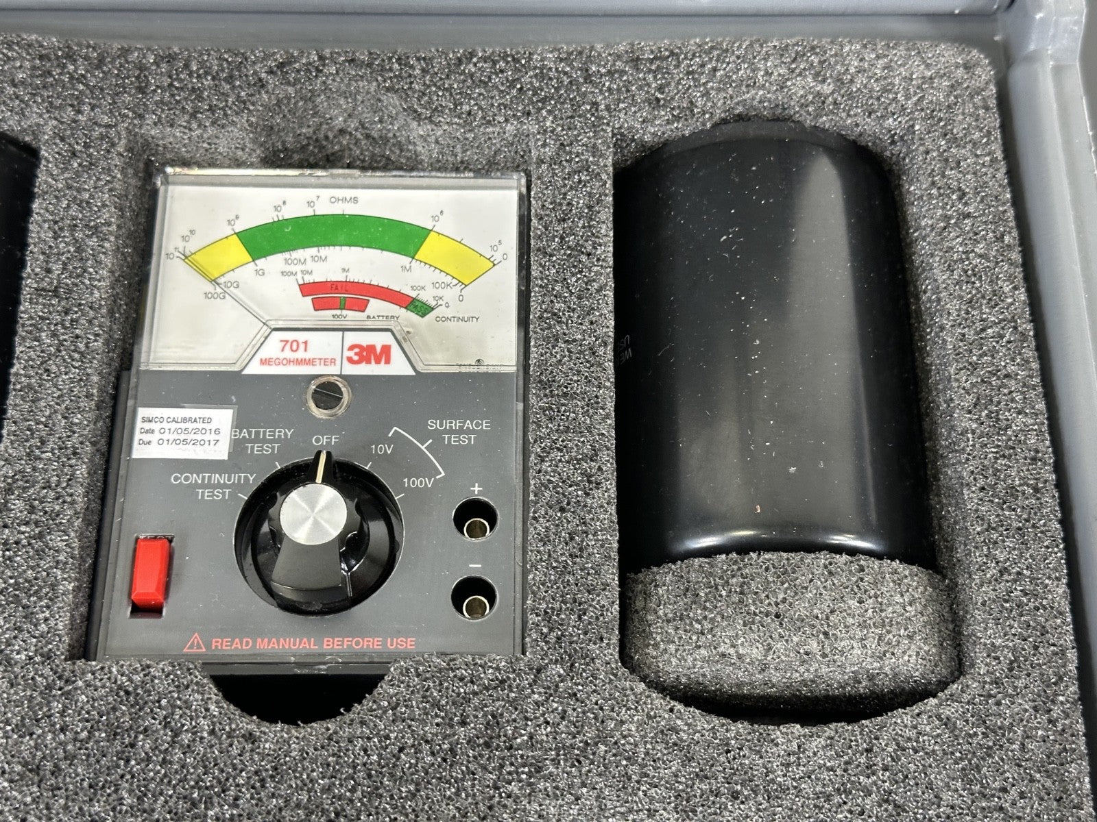 3M 701 Megohmmeter Static Control Surface Test Kit P/N 90179 w/ Case3