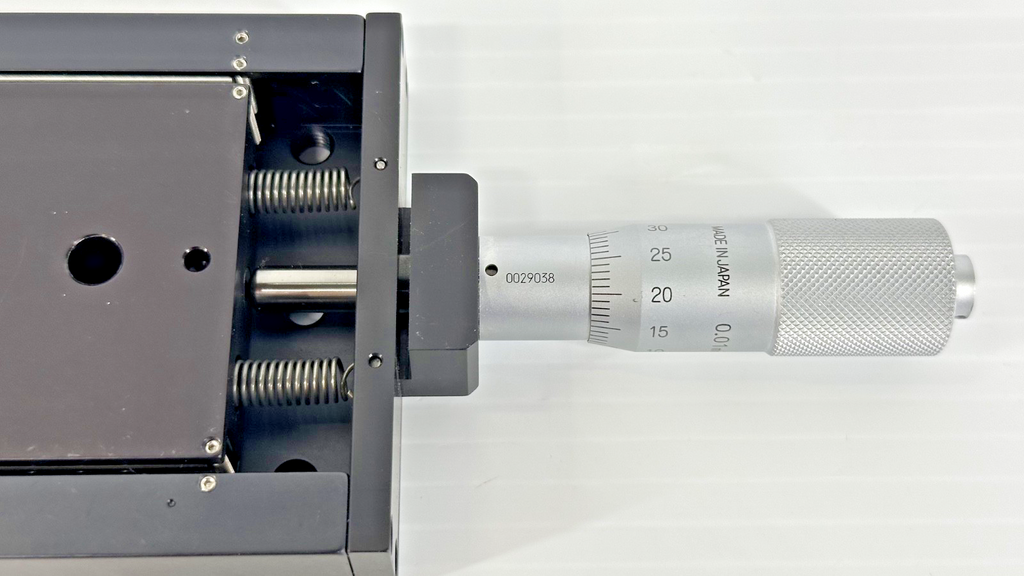 Thorlabs 25mm Manual Linear Translation Stage w/ Mitutoyo Micrometer4