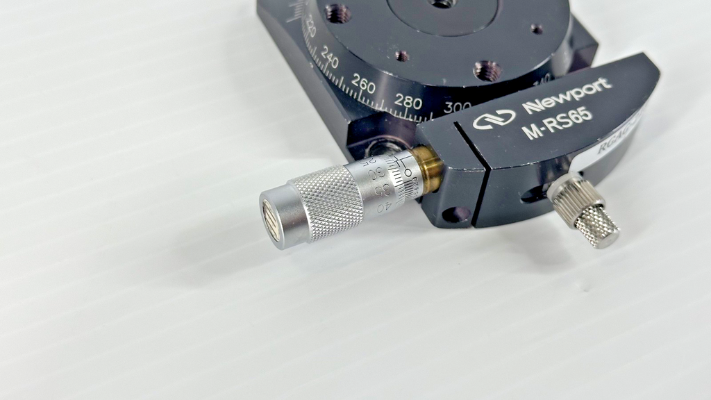 Newport M RS65 65mm Manual Rotation Stage 360° w/ Micrometer Metric5
