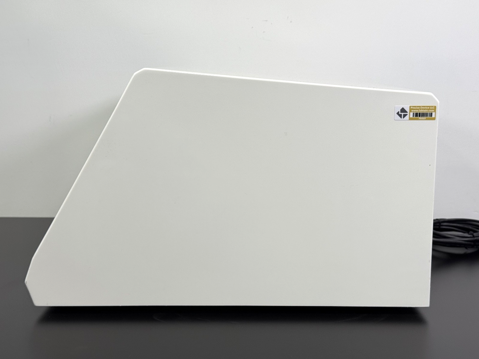 3Shape D250 Dental Scanner – Powers On4