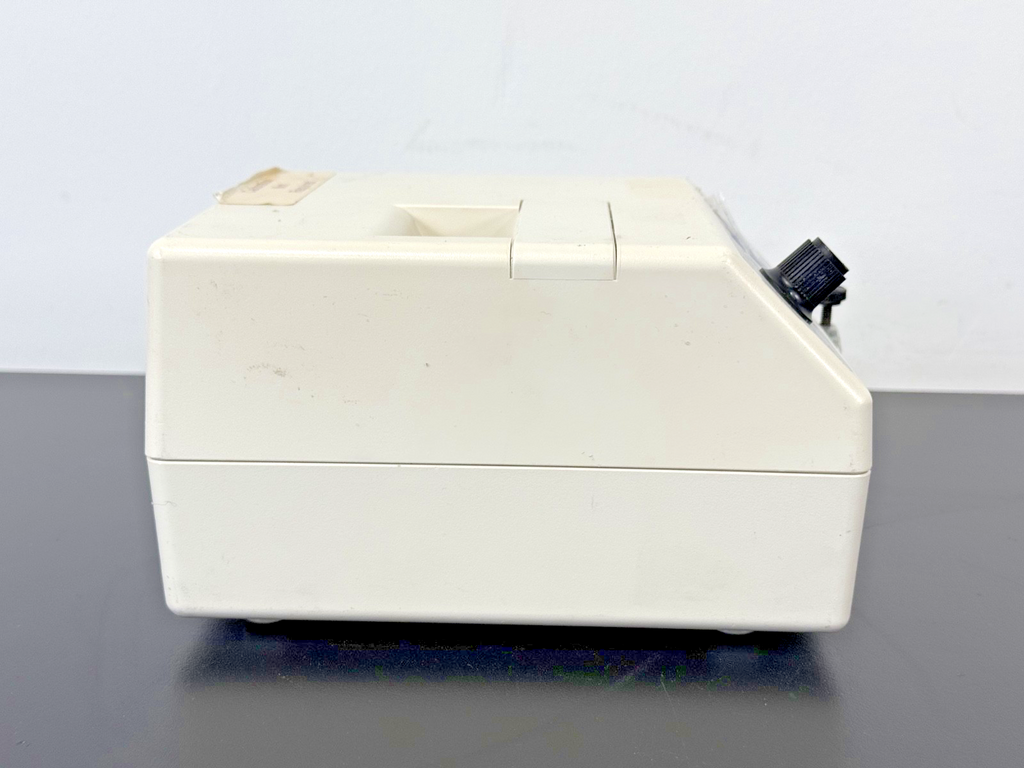 Dolan Jenner Fiber Lite MI 152 High Intensity Illuminator Powers On2