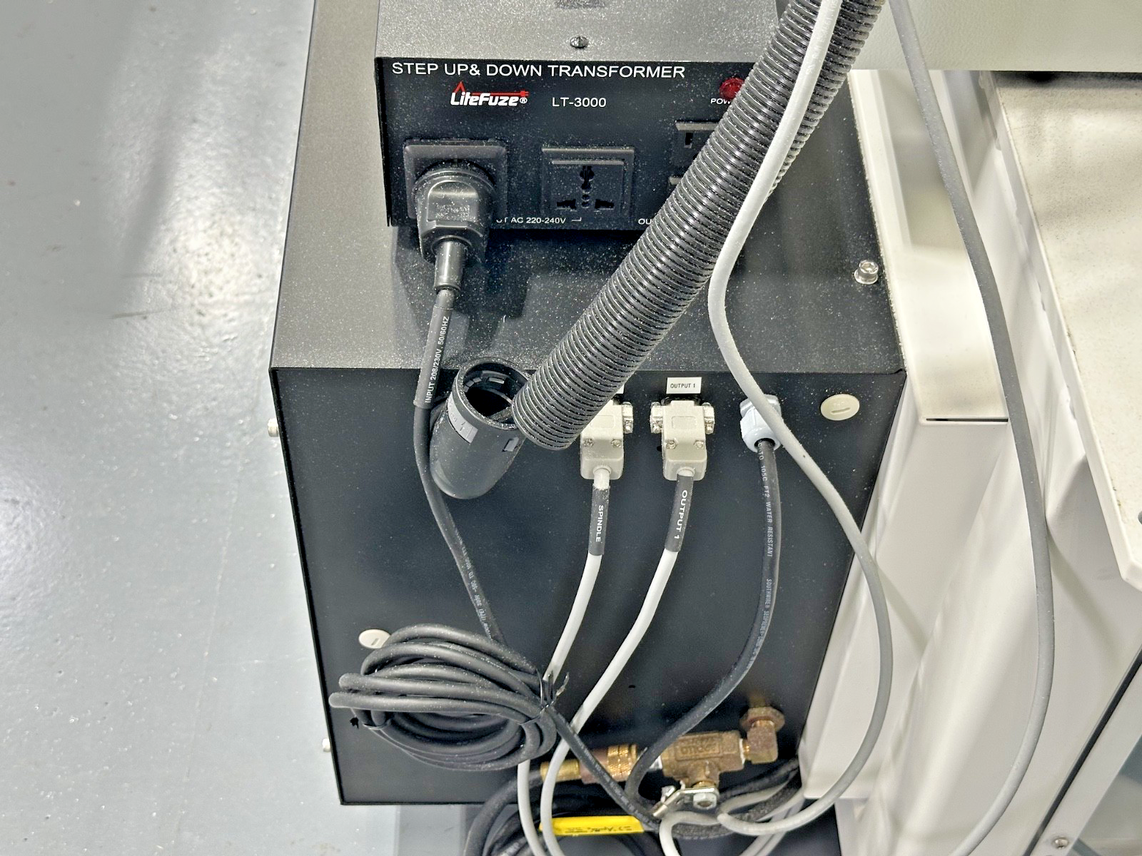 MDA Precision Wabeco F1410 LF CNC Milling Machine MotusCNC System 201910
