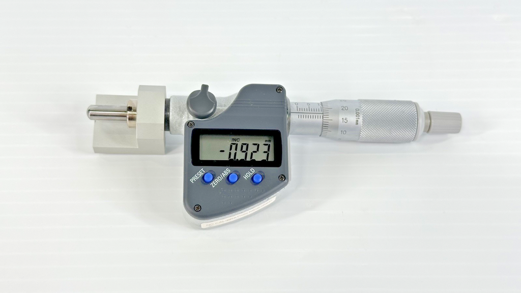 Mitutoyo MHN4 25MX Digimatic Micrometer Head 0 25mm with Mount0