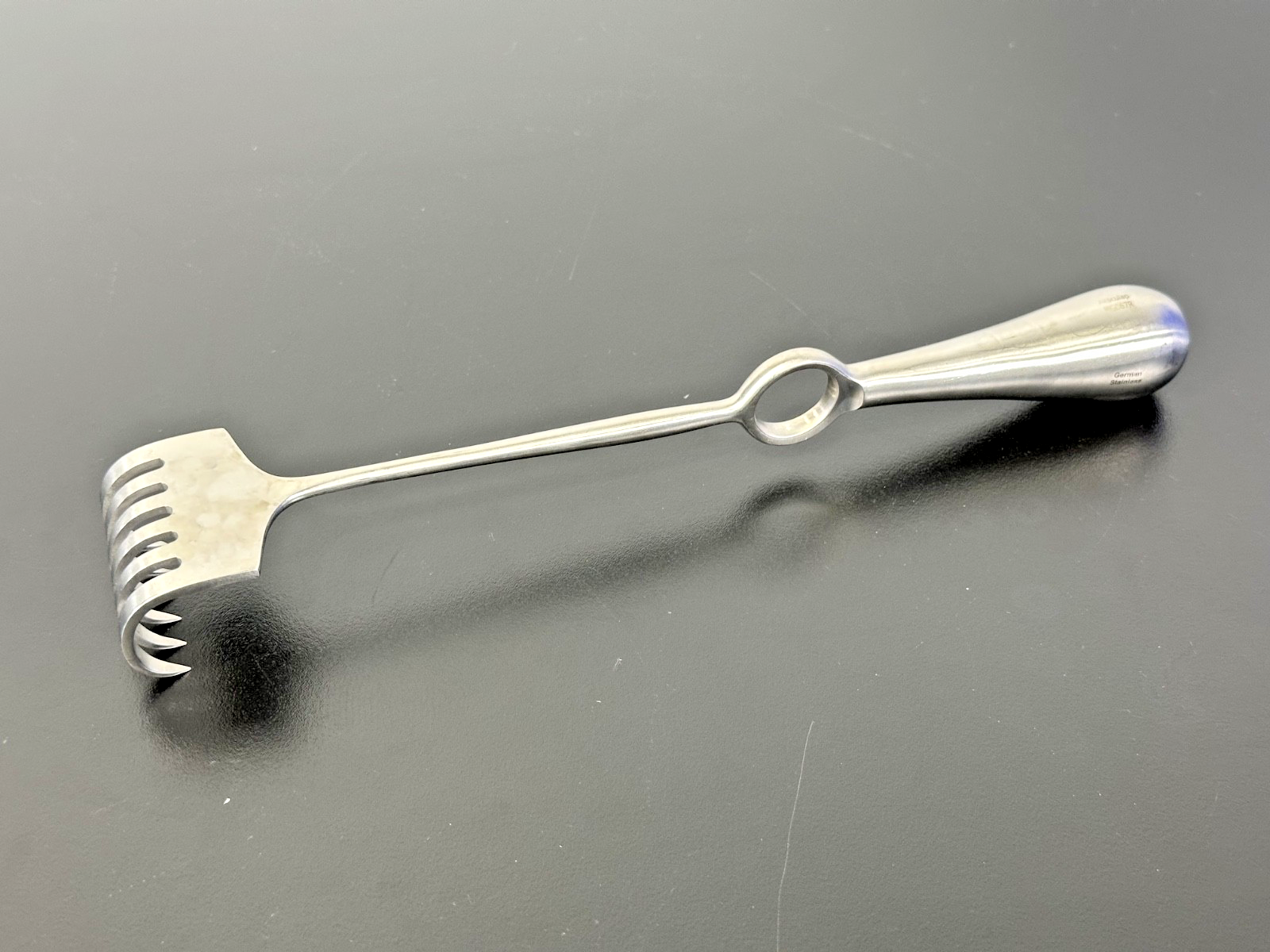 Aesculap MG067R Krasky 6 Prong Sharp Retractor 11.5in Stainless Steel0