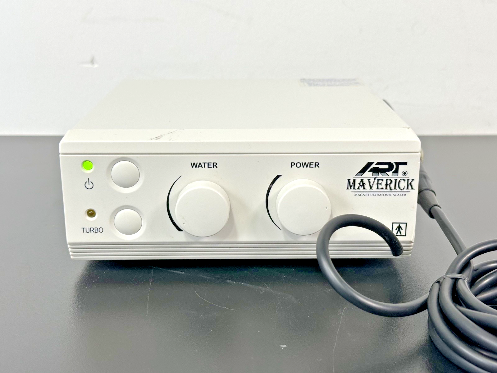 ART Maverick ART M1 25K Ultrasonic Scaler Control Unit w/ Handpiece Parts1