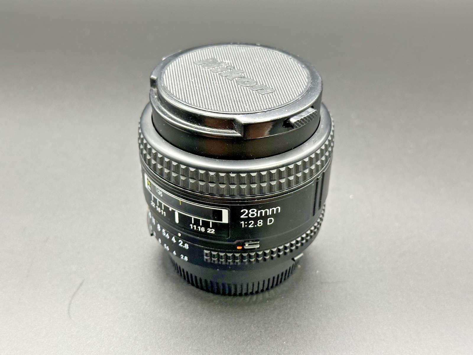 Nikon AF NIKKOR 28mm f/2.8D Camera Lens with Front & Rear Caps1