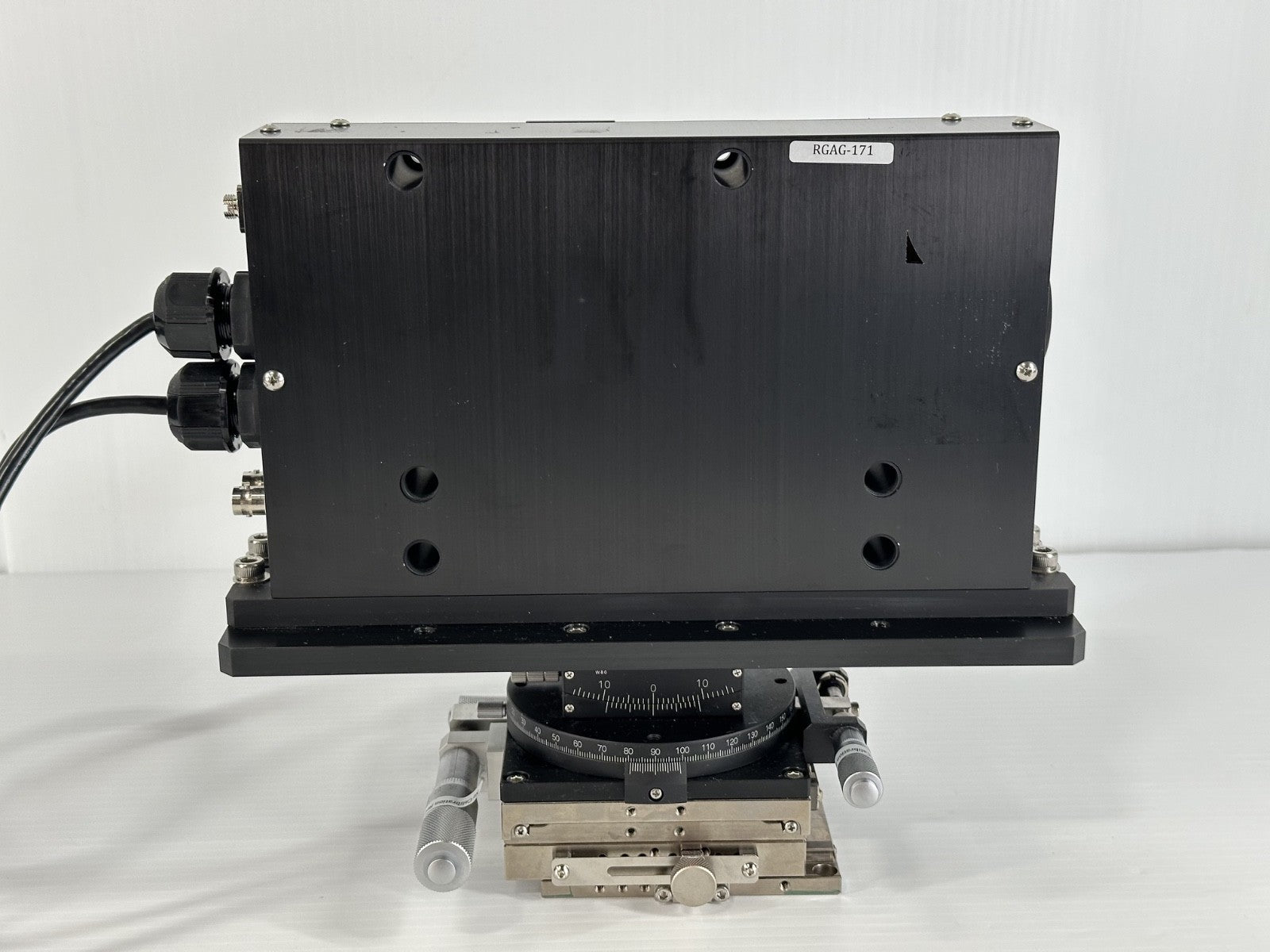 Suruga Seiki US2433 Optical Beam Position Tilt Measurement System w/ Stage1