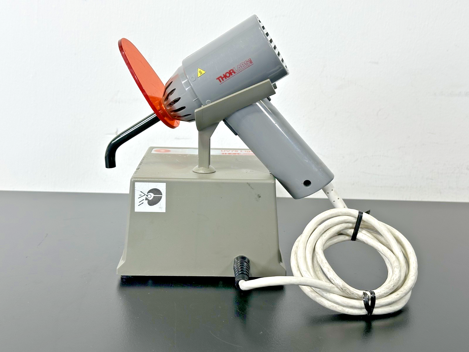 Thorlabs UV75 560 UV Curing Light System w/ Handpiece Stand For Parts1