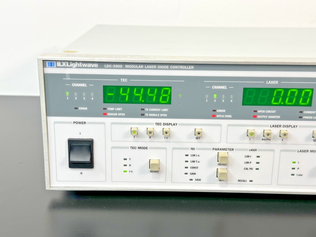 ILX Lightwave LDC 3900 Laser Diode Controller w/ 39020 & 39032 Modules Working1