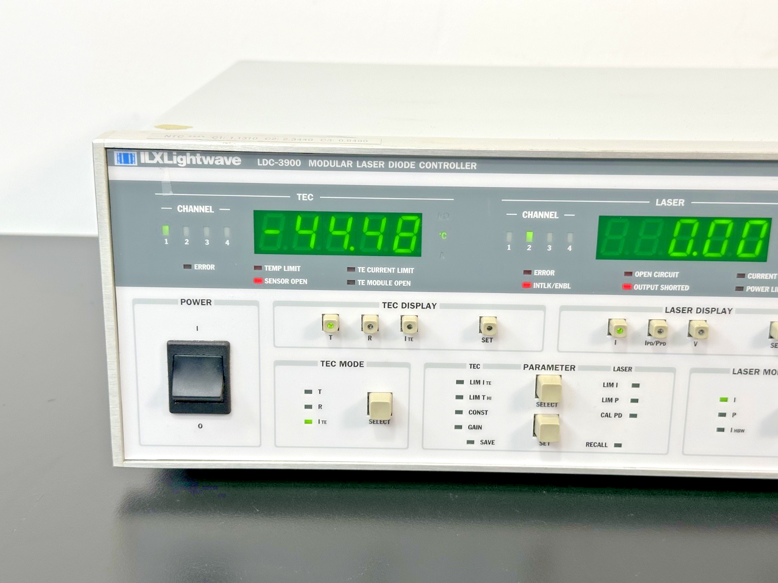 ILX Lightwave LDC 3900 Laser Diode Controller w/ 39020 & 39032 Modules Working1