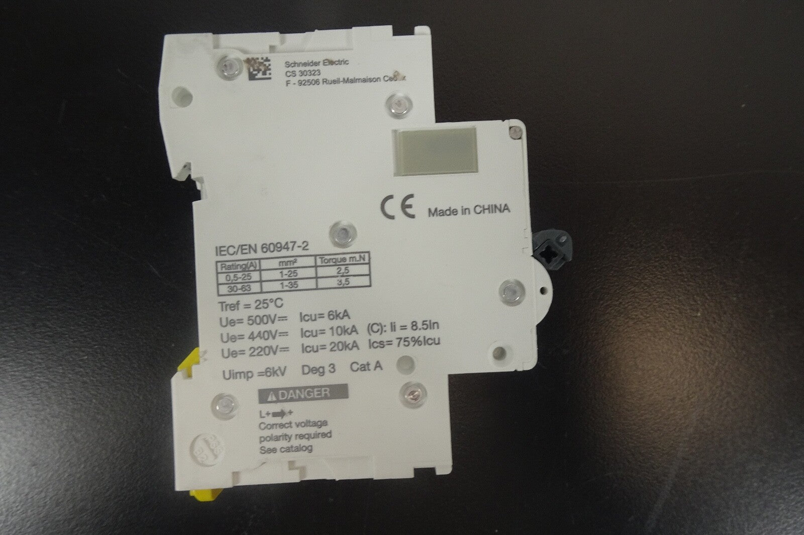 SCHNEIDER ELECTRIC A9N61528 circuit breaker C60H DC C10A2