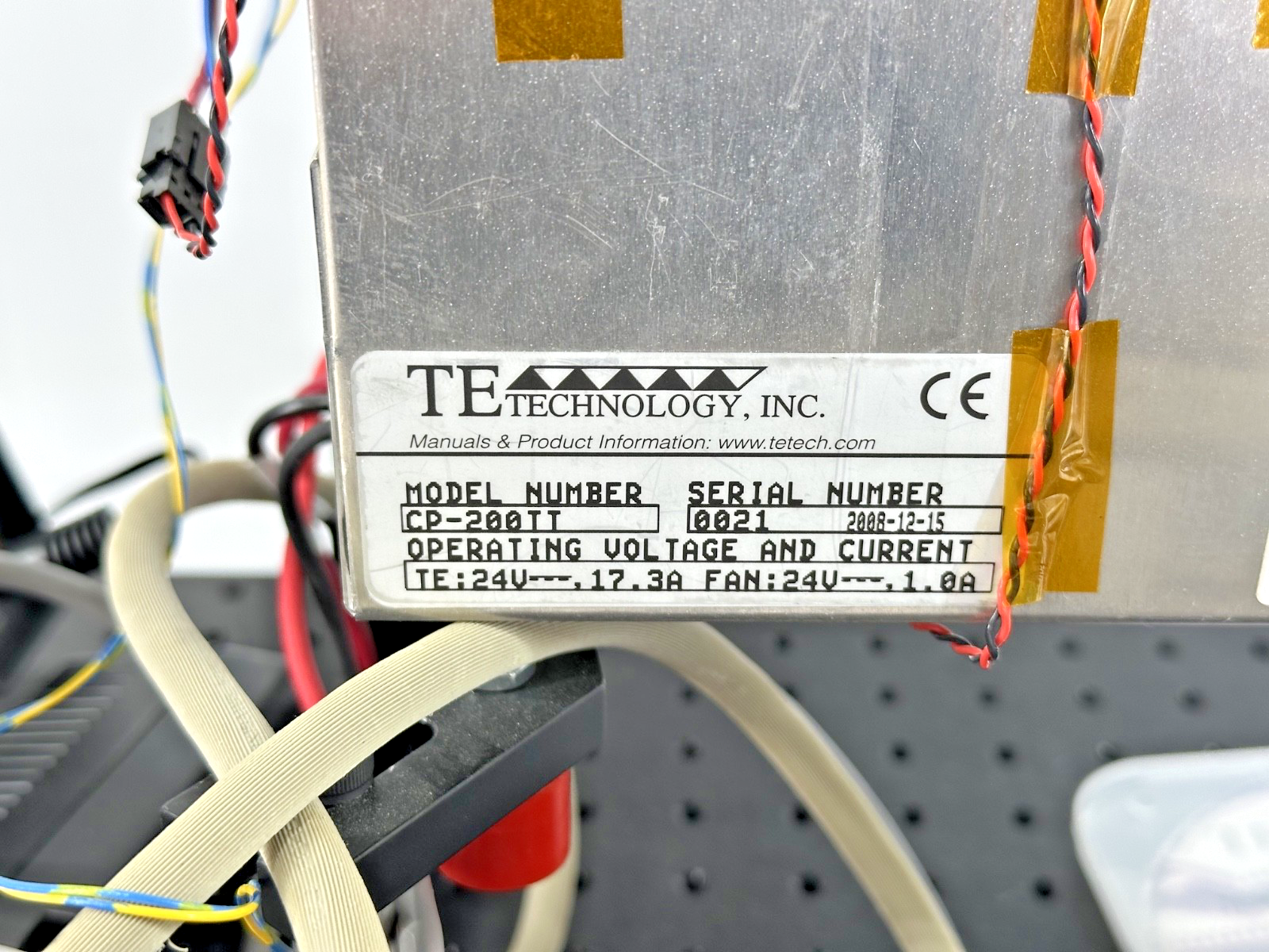 TE Technology CP 200TT Thermoelectric Cold Plate Optical Test System Working8
