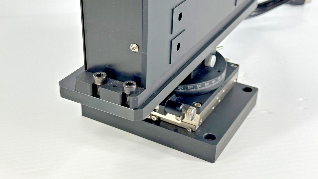 Suruga Seiki US2433 PROC00 Optical Beam Measurement System w/ Stage4