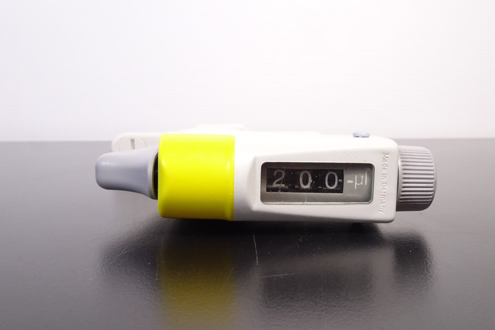 BrandTech Transferpette 12 Channel Manual Pipette 20 200uL6