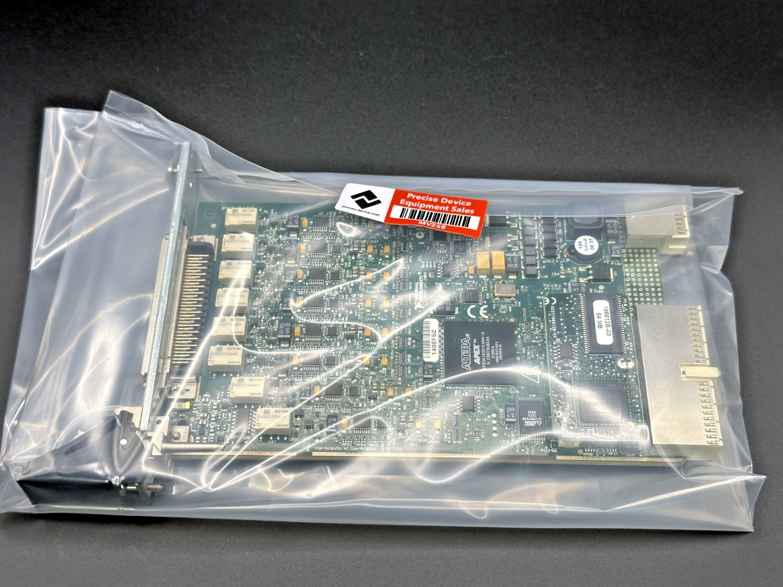 National Instruments NI PXI 6133 S Series 8 Ch 14 Bit 2.5 MS/s DAQ Module6