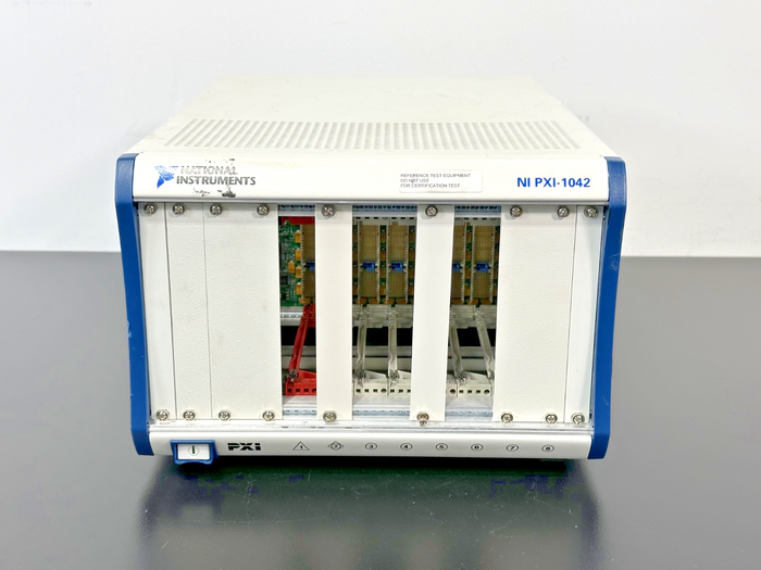National Instruments NI PXI 1042 8 Slot 3U PXI Chassis 188129D 01 Used Powers On