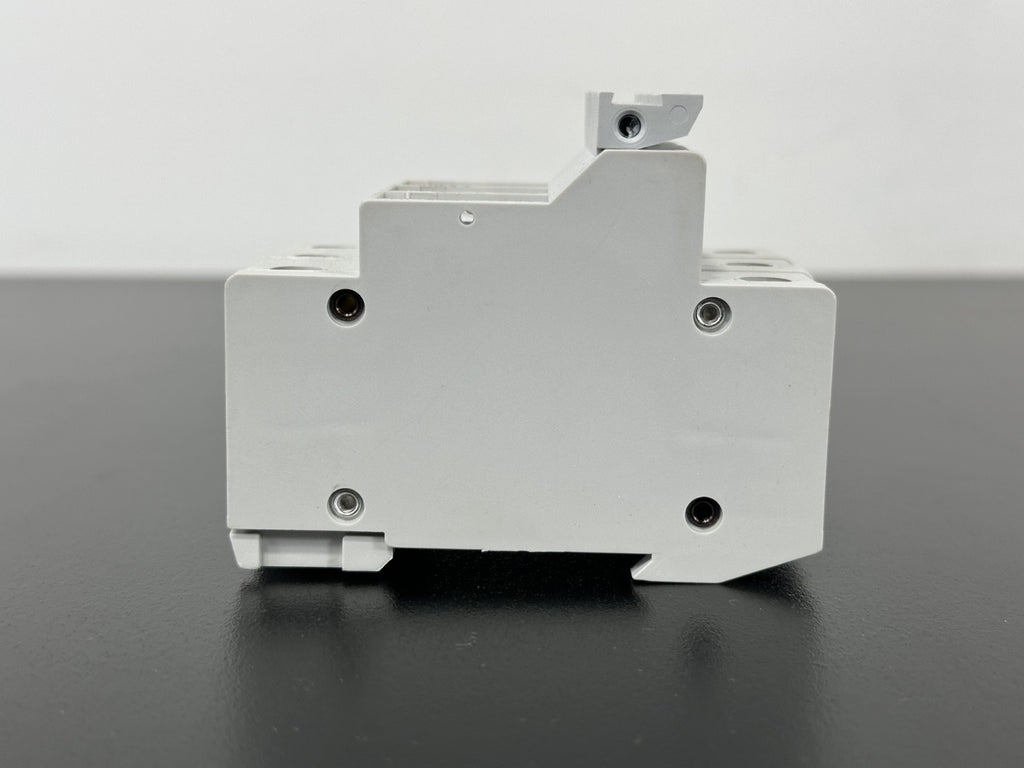 Siemens 3NW7031 3 Pole 32A Fuse Holder 10x38 DIN Rail Mount w/ Box3