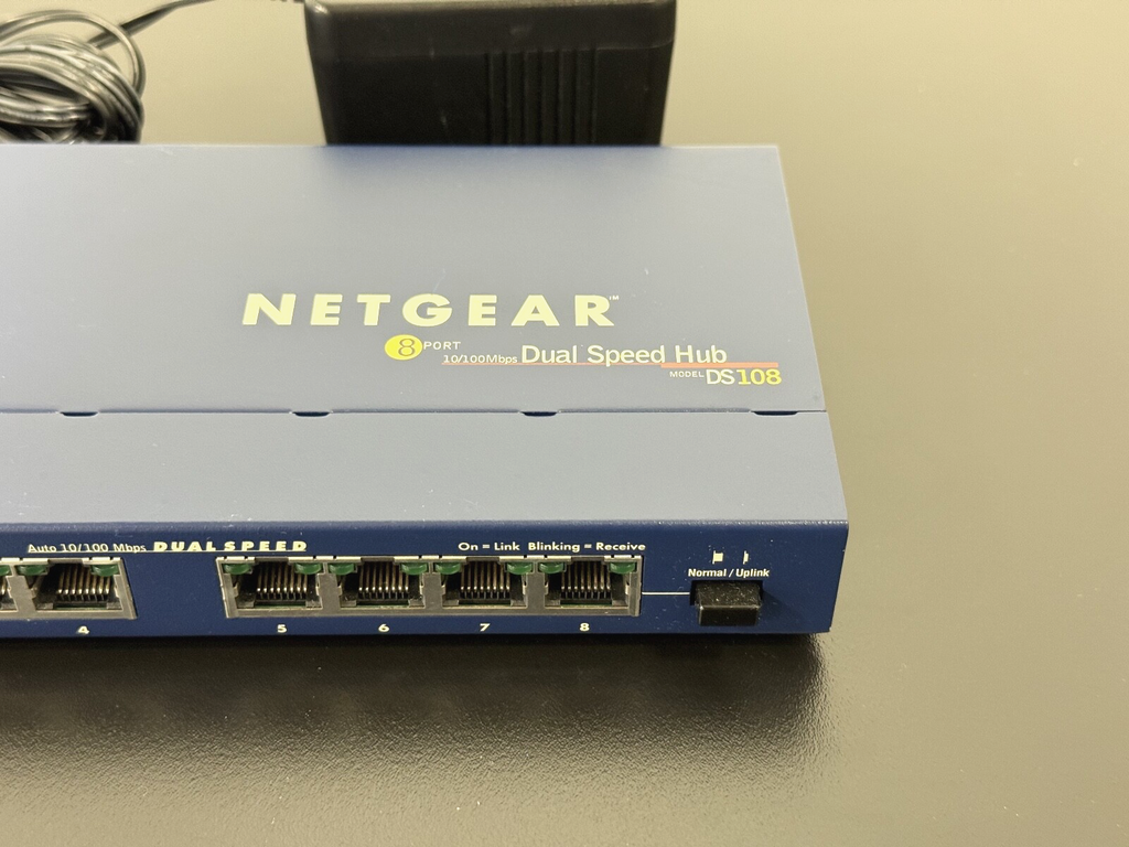 NETGEAR DS108 Dual Speed Hub1