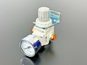 SMC 10 AR20 N02BG Z B Pneumatic Air Pressure Regulator w/ Gauge Used Untested2