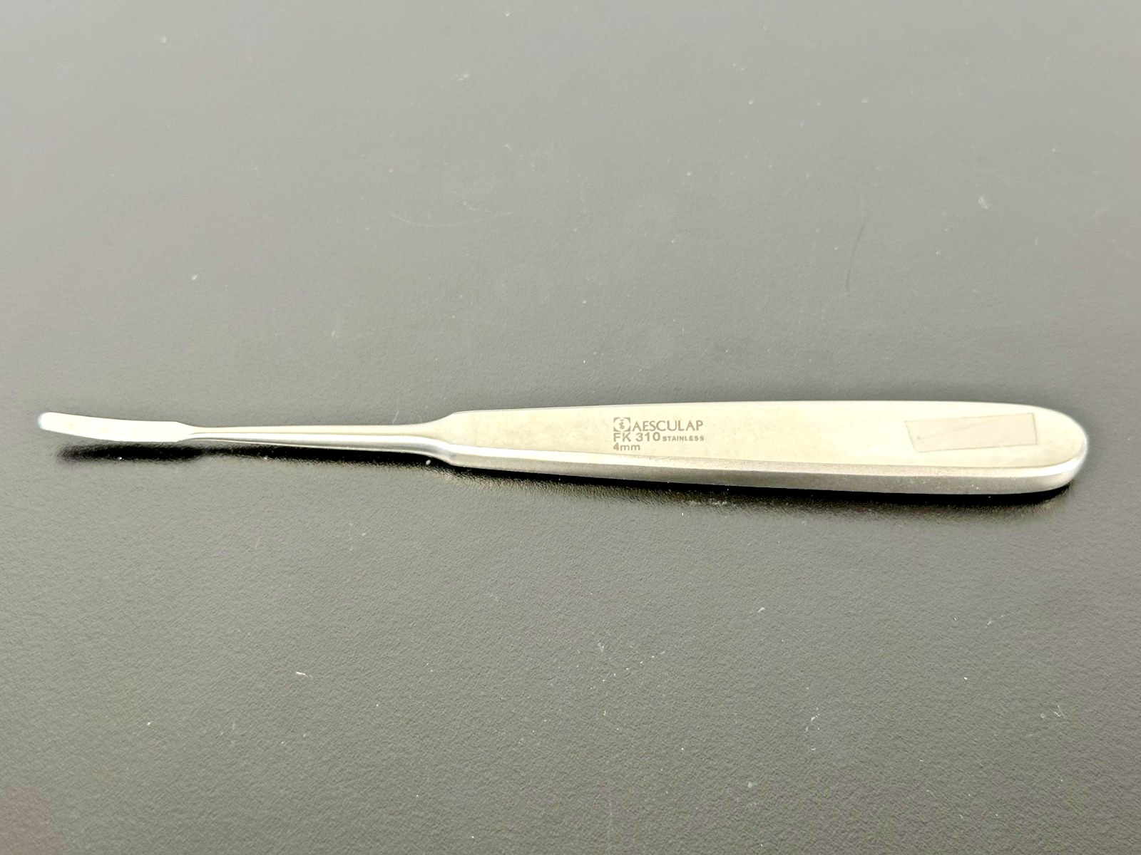 Aesculap FK310 Joseph Raspatory Curved Sharp 4mm 7" Stainless0