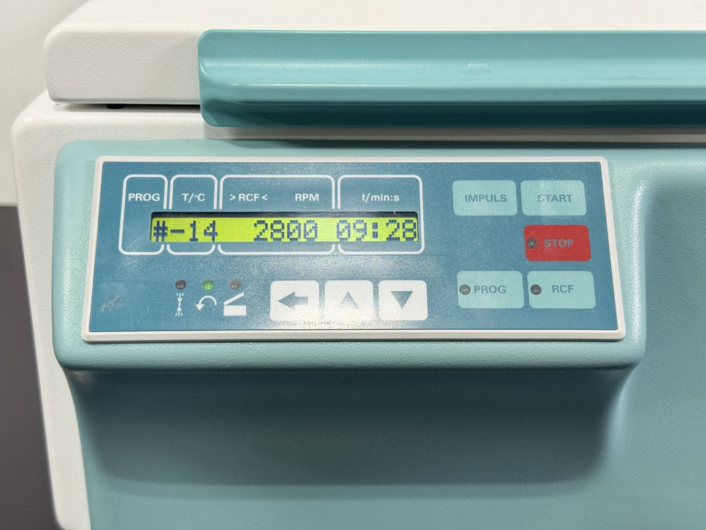 Hettich Universal 32R Refrigerated Centrifuge with 4000rpm Rotor Lab4