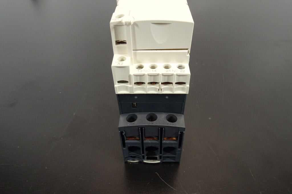 SCHNIEDER ELECTRIC LUCB32BL Control Module4