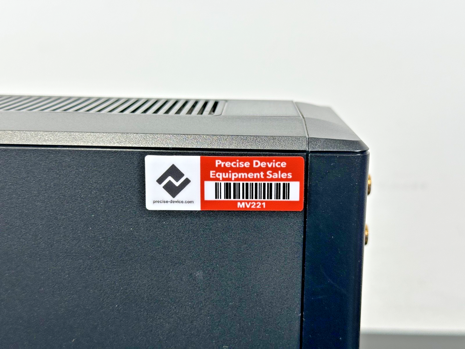 APC BR1500G Back UPS Pro 1500VA 865W Battery Backup UPS 10 Outlet LCD Powers On5