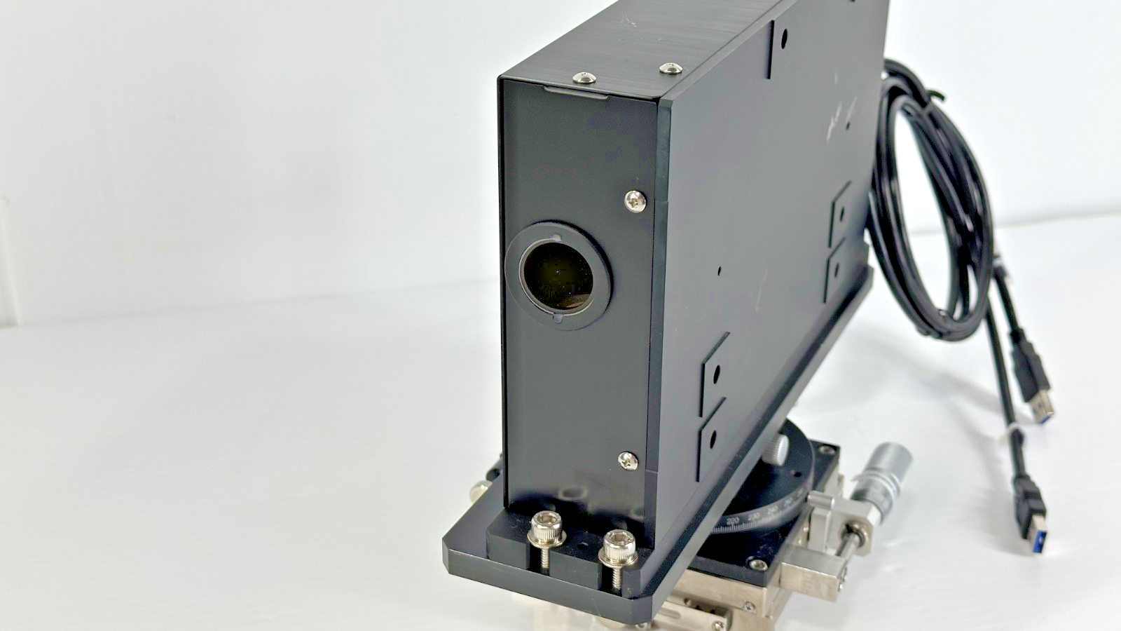 Suruga Seiki US2433 PROC00 Optical Beam Measurement System w/ Stage1