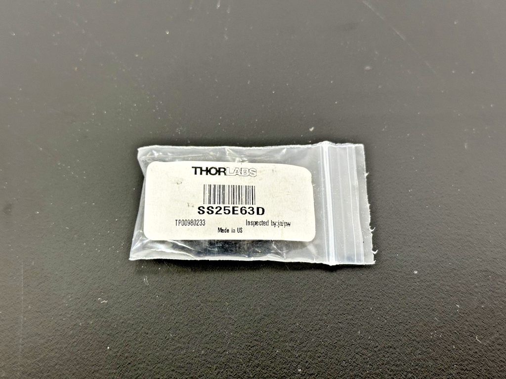 Thorlabs SS25E63D 1/4 20 Double Ended Stainless Setscrews 5/8" Lot of 6 New0