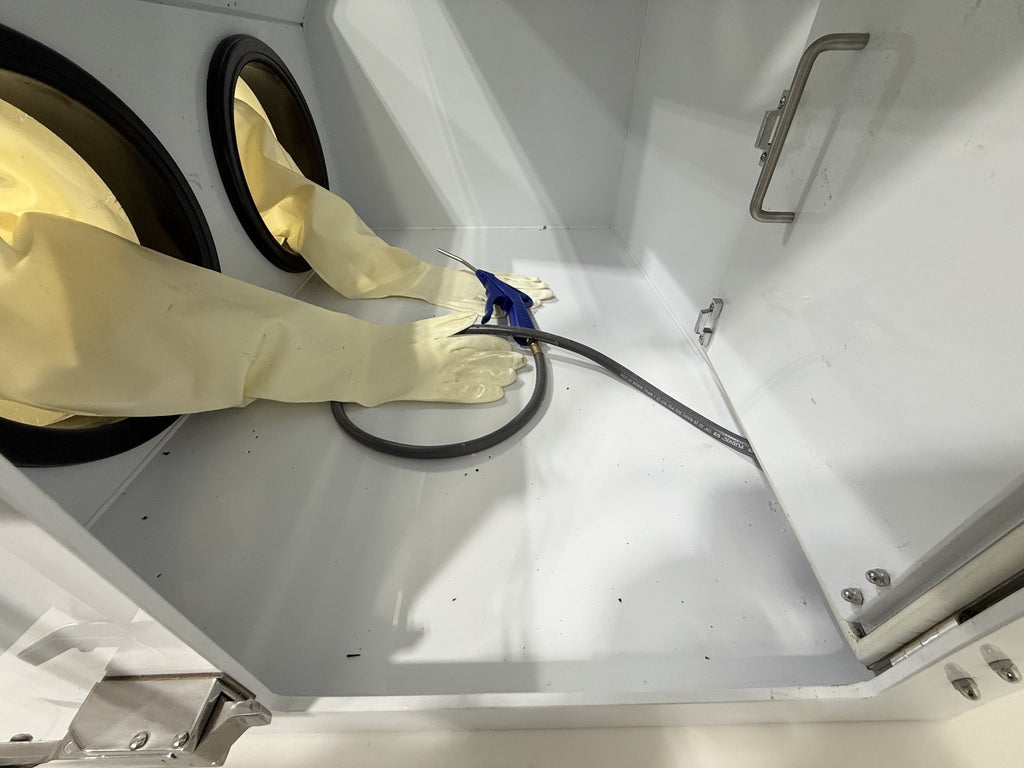 Terra Universal 102551 Carbon 3D 2 Port Glovebox Polypropylene10