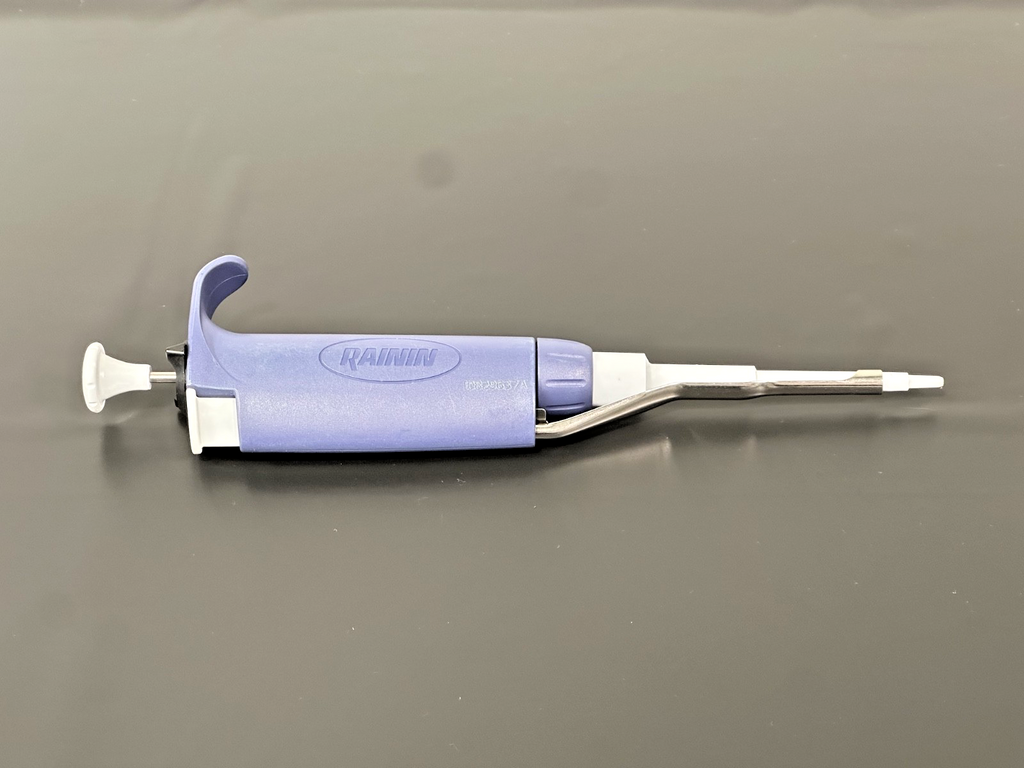 Rainin L 20  Adjustable Single 2 20µL Channel Micropipette Pipettor0