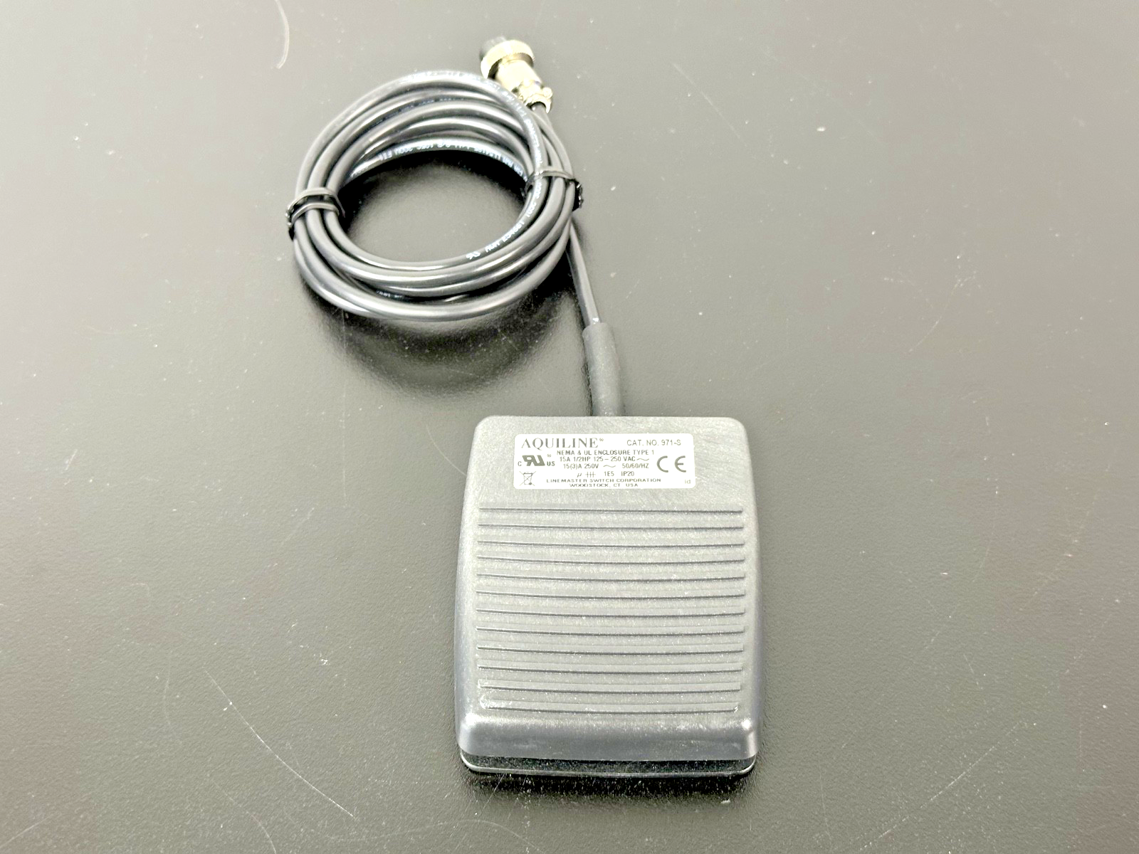 Linemaster Aquiline 971 S Momentary Foot Switch Pedal 15A 250VAC0