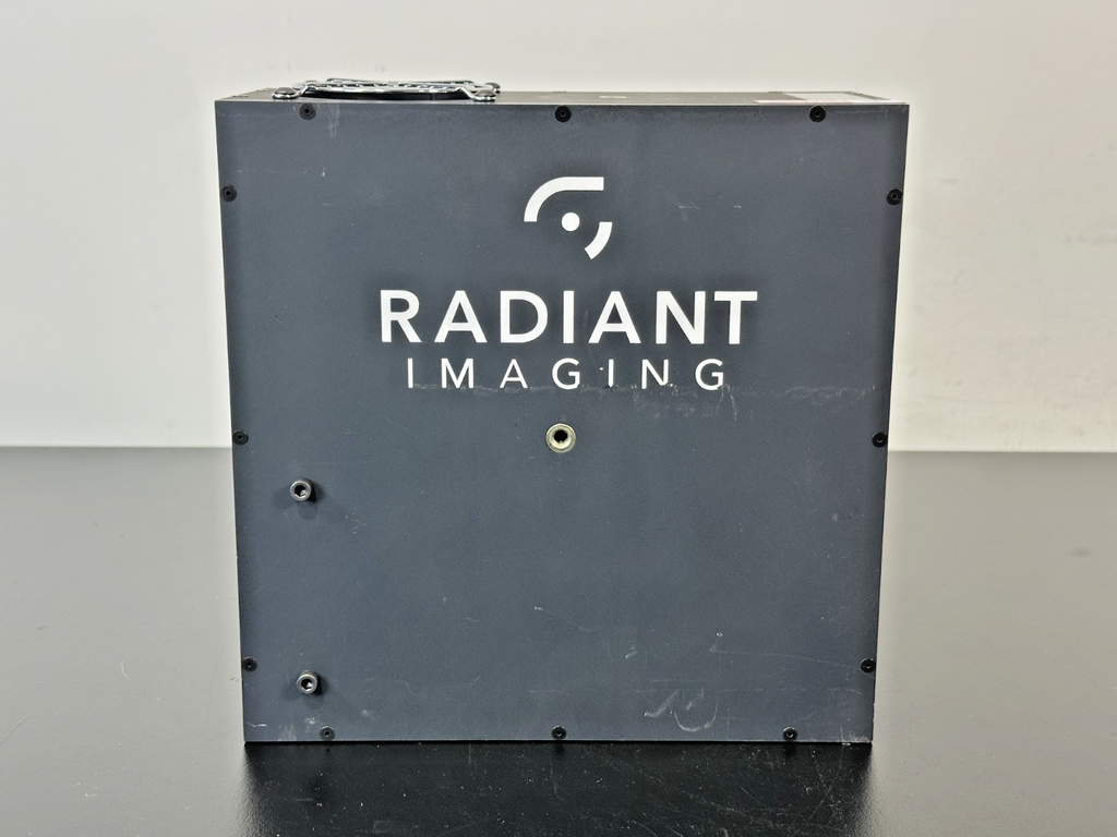 Radiant Imaging PM AC4001 Metal Halide Illuminance Calibration Lamp Working1