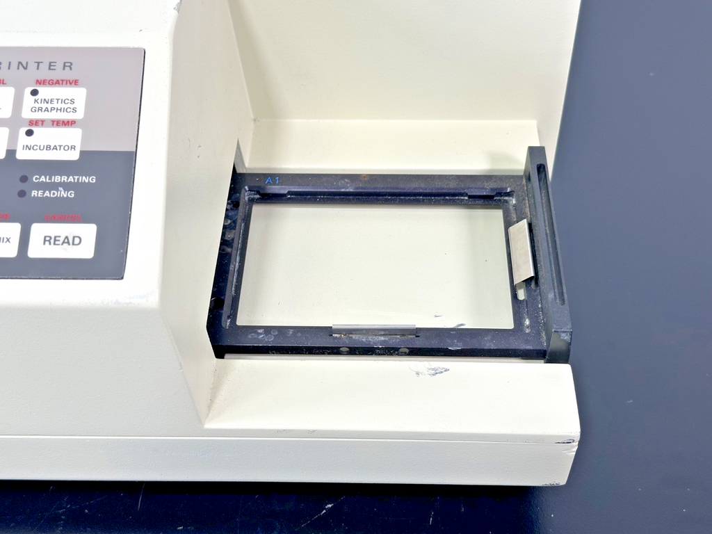 Molecular Devices THERMOmax Microplate Reader UVT 06365 Used Powers On5