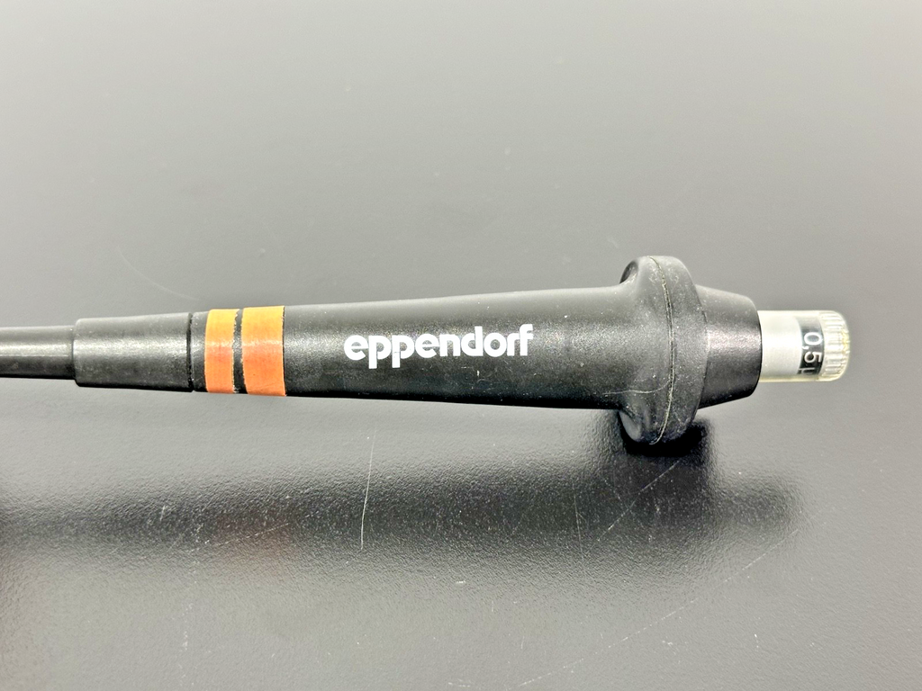 Eppendorf 0.5 10 µL Adjustable Single Channel Manual Pipettor1