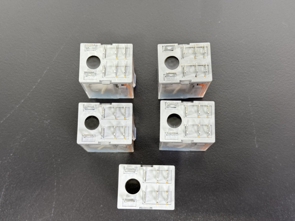 Comat Releco C7 T21 DC24V Industrial Plug In Relay 6A 250VAC Lot of 53