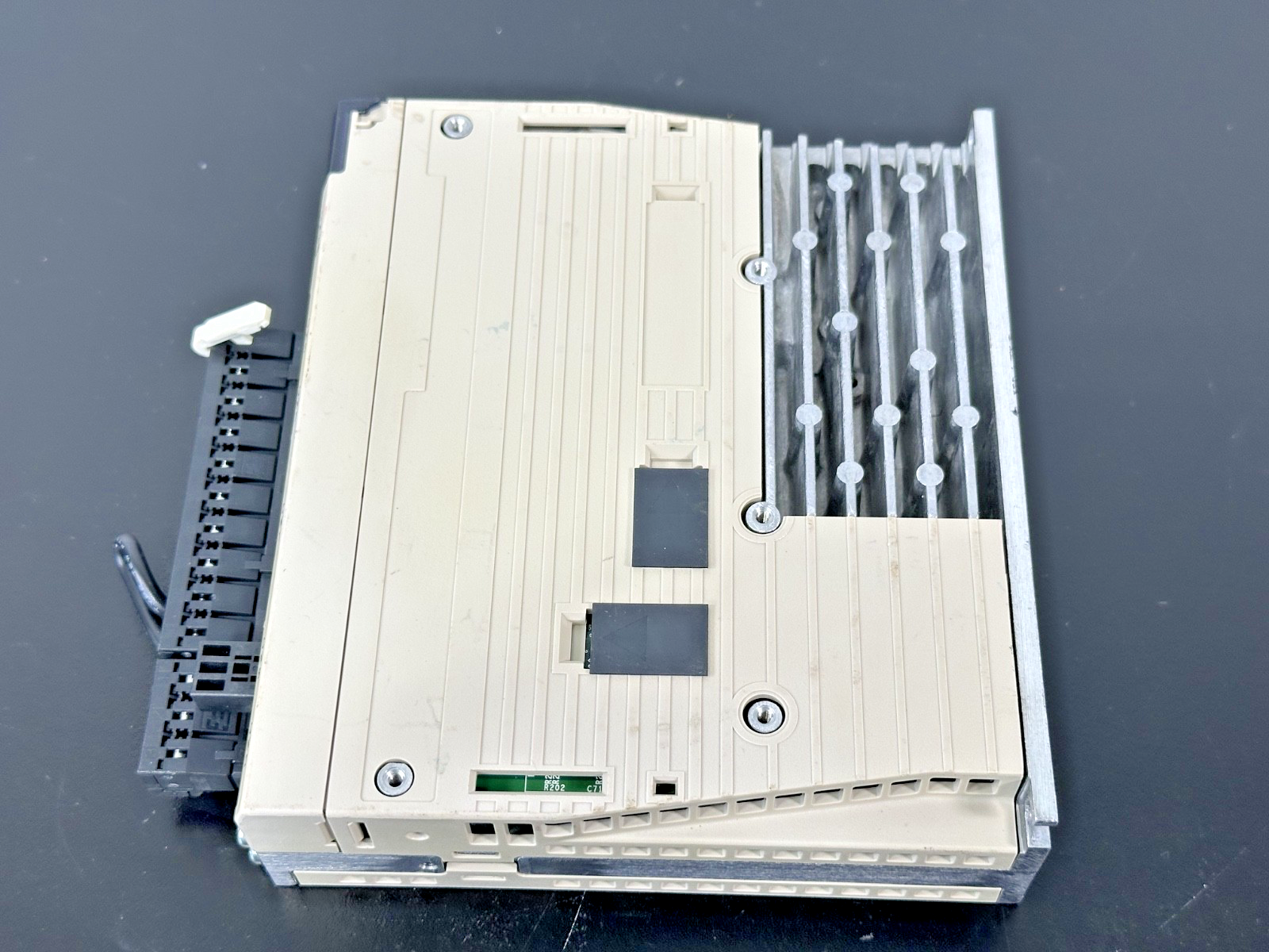 Yaskawa SGDV 1R6A11A SERVOPACK 200V 200W AC Servo Drive Amplifier3