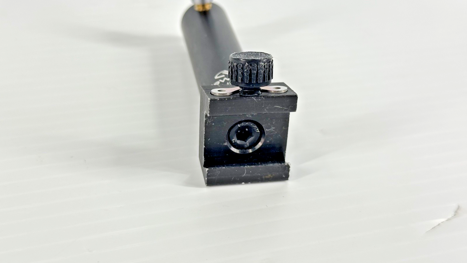 Newport MPH Series Optical Post Holder w/ M MCF Magnetic Clamping Base2
