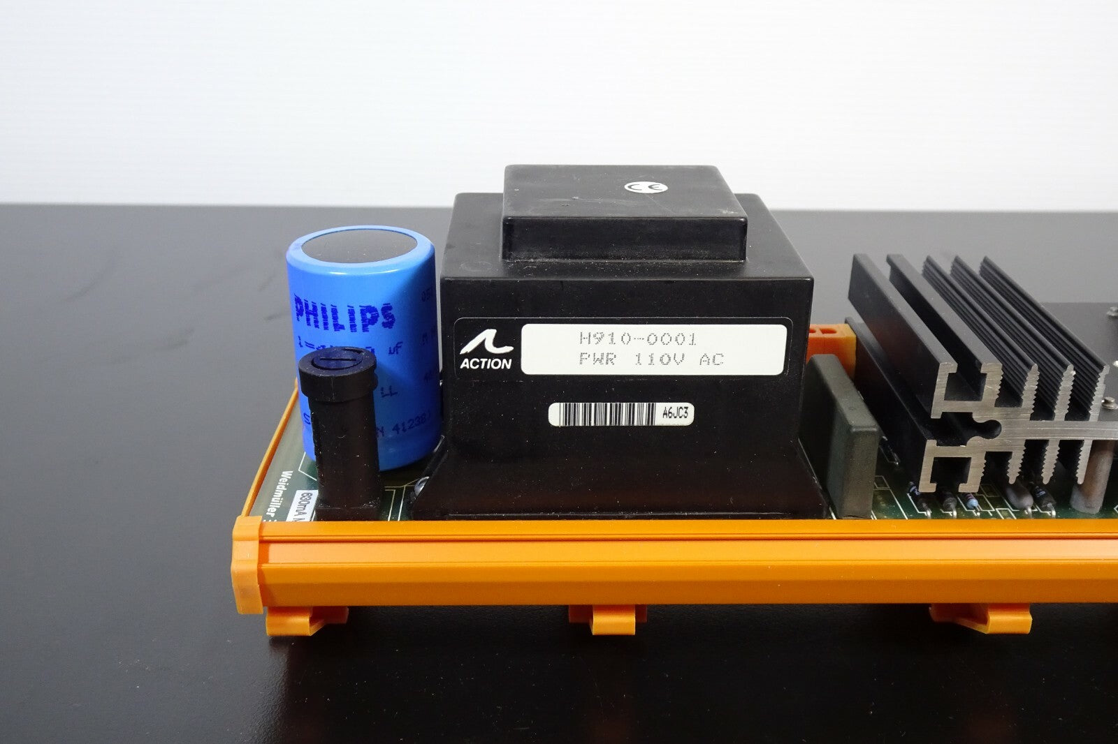 Weidmuller Action Instrument Slim Pack DIN Rail Power Supply 8003781