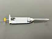 Denville Adjustable Micropipette 20 200µL Single Channel Pipettor0