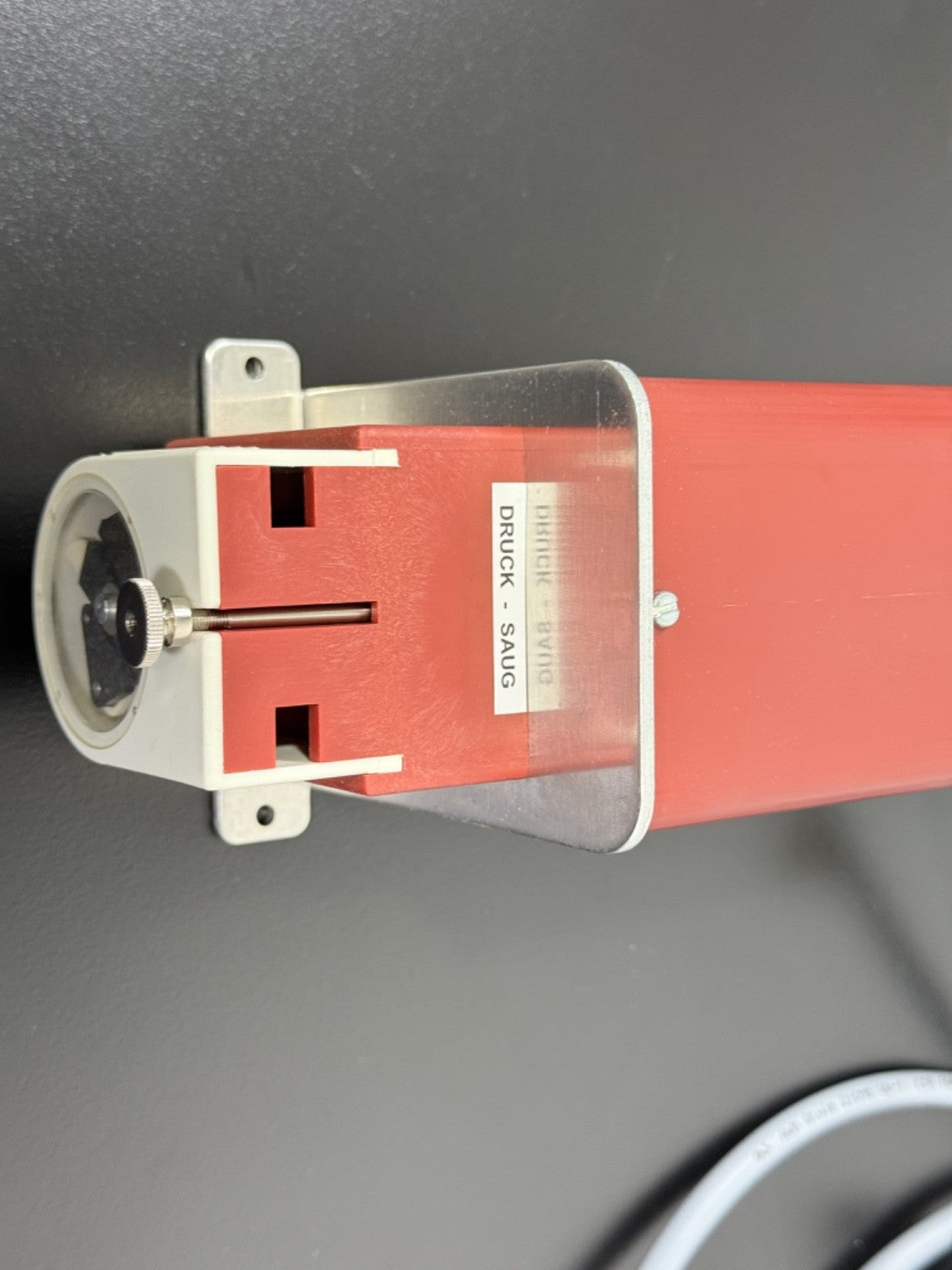 HUBER SP 04A G/40 Laboratory Pump 24V DC 38.5 L/h w/ Cable & Mount3