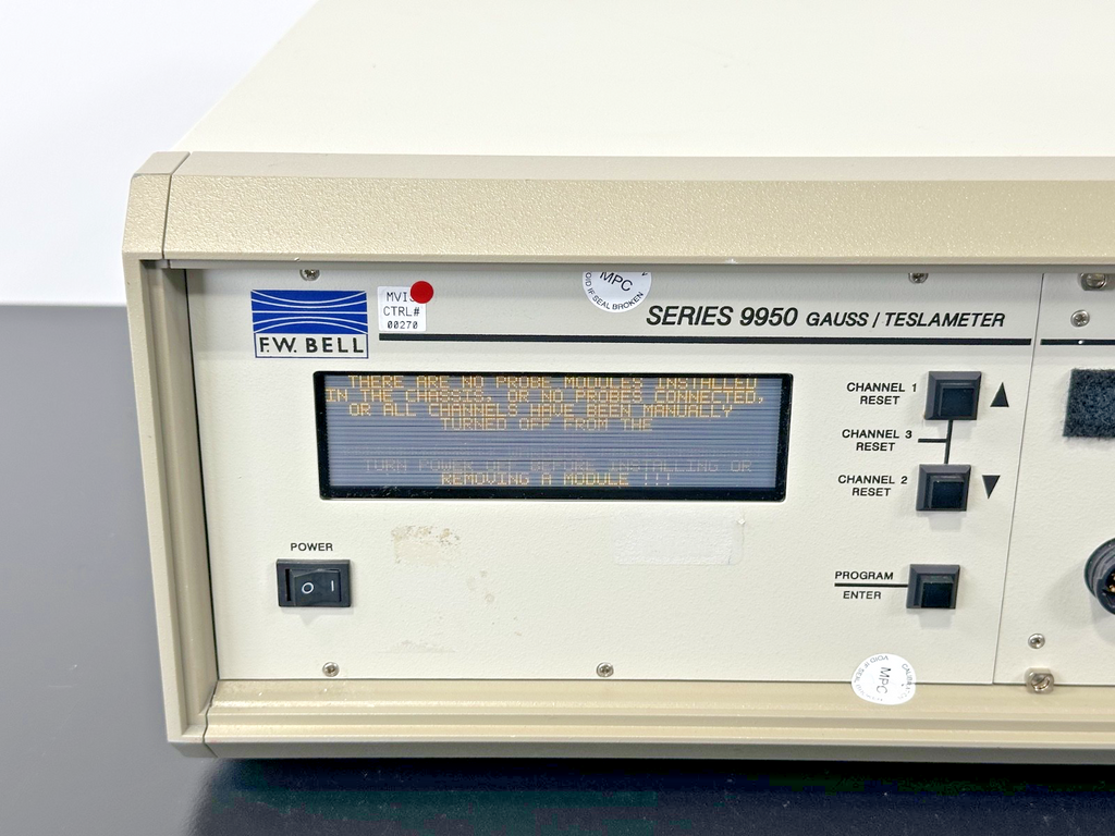 F.W. Bell 9951 Series 9950 Gauss Teslameter Powers On No Probes w/ Manual1