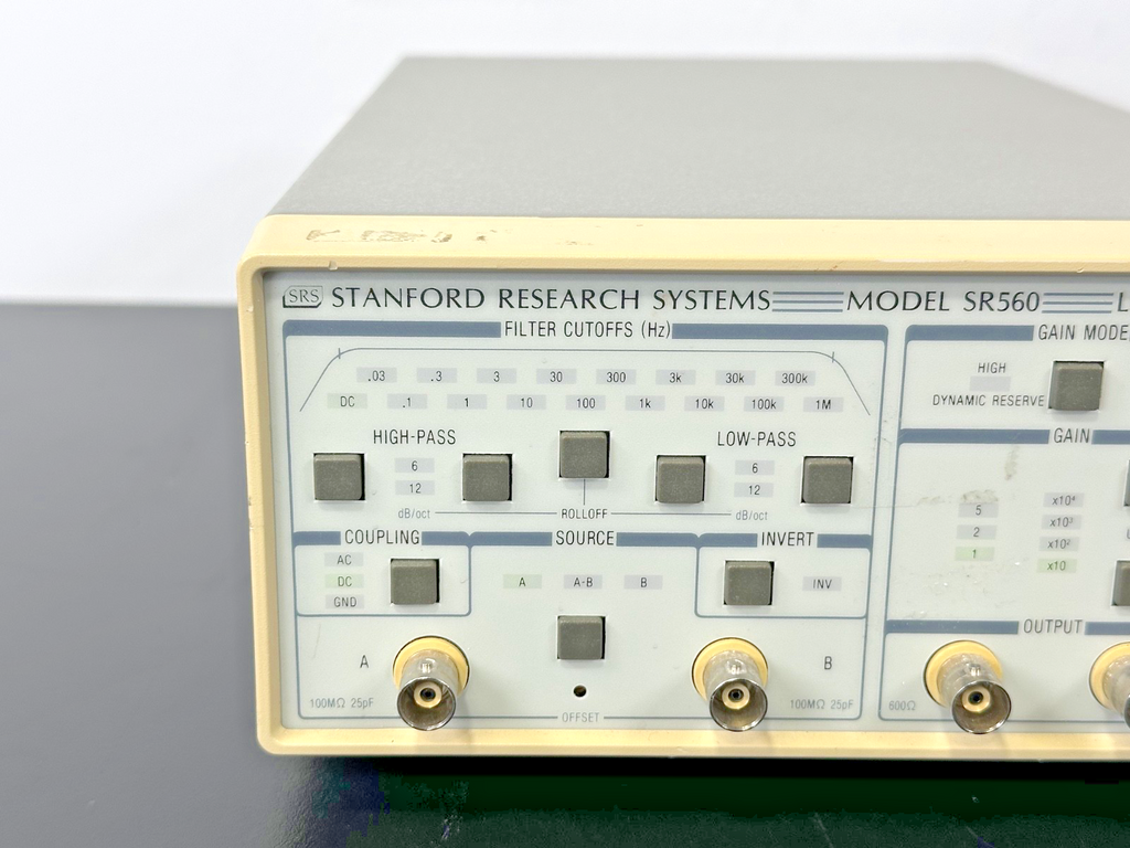 Stanford Research Systems SR560 Low Noise Voltage Preamplifier DC 1MHz Working1